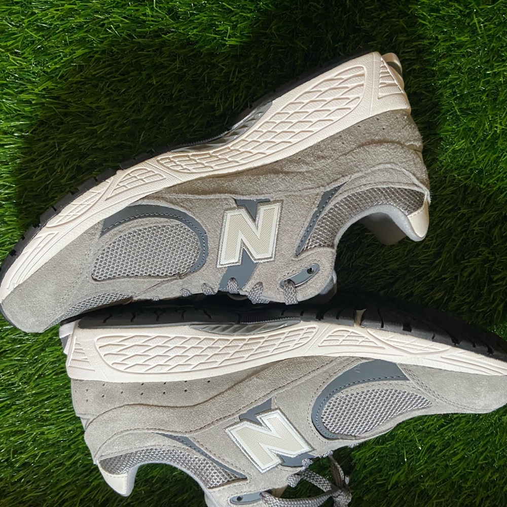 New Balance 200r Grey - Picture 9 of 10